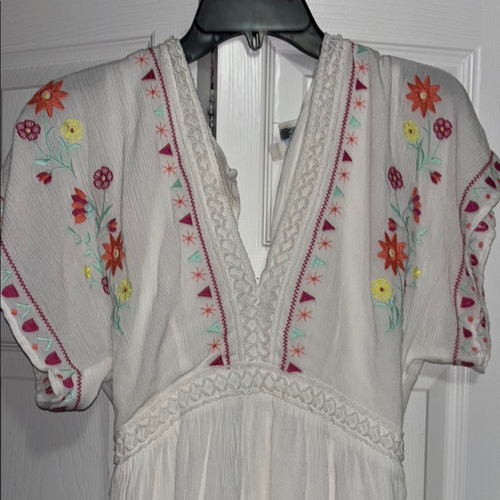 Embroidered White Romper Jumpsuit